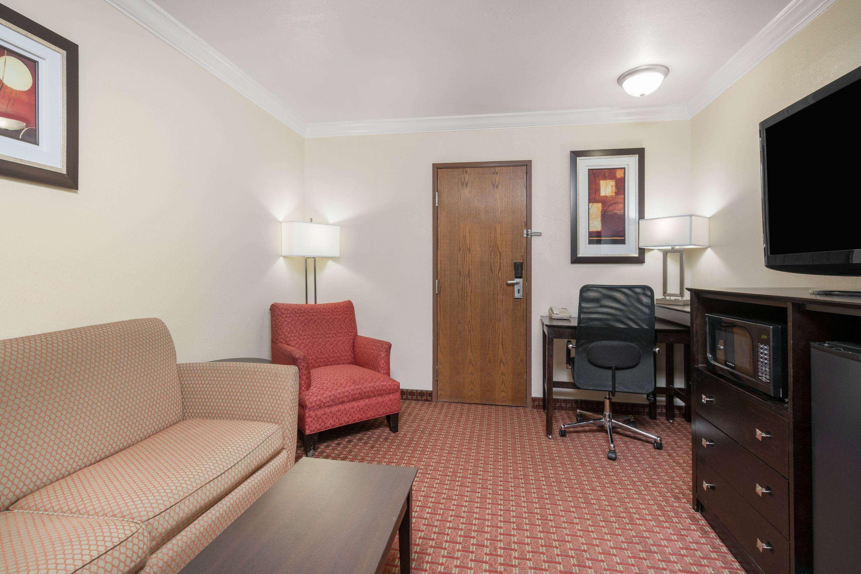 Americinn By Wyndham Johnston Des Moines Urbandale Exteriér fotografie