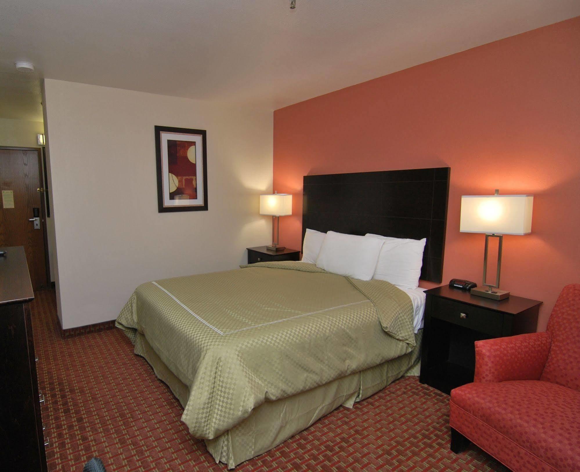 Americinn By Wyndham Johnston Des Moines Urbandale Exteriér fotografie